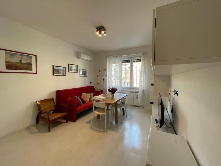 Spacious And Bright Ρώμη Εξωτερικό φωτογραφία